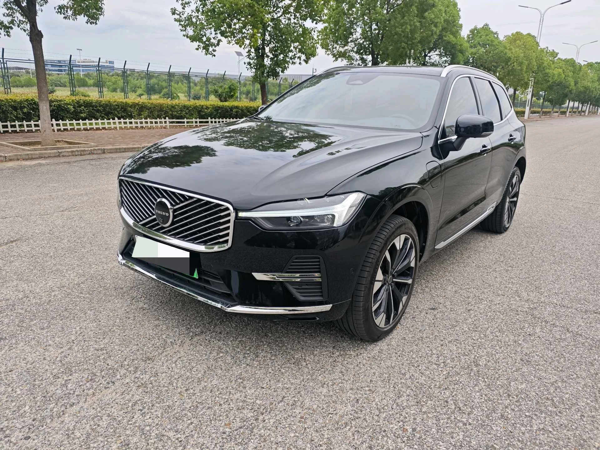 Вольво XC60 PHEV 2026 Модель XC60 PHEV 2.0Т Длинный Диапазон Полный привод Умный Роскошь Версия Автоматический Передача инфекции