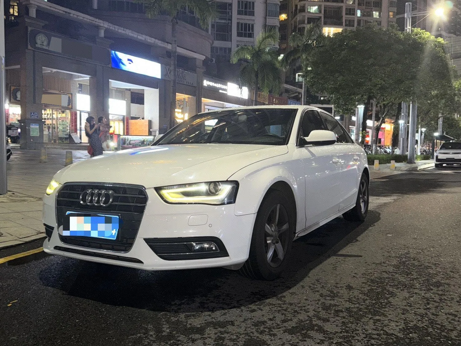 2013 Audi A4L 35 TFSI Automatic Standard Model