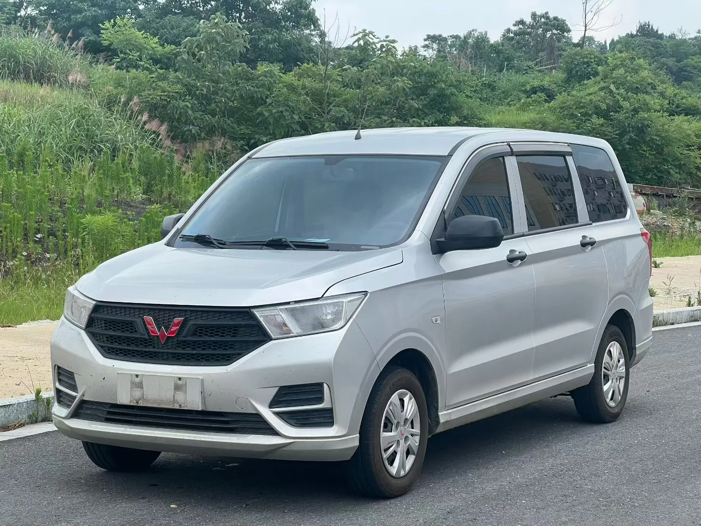 Wuling 2021 Hongguang S 1.5 Basic (Facelift) Manual Transmission