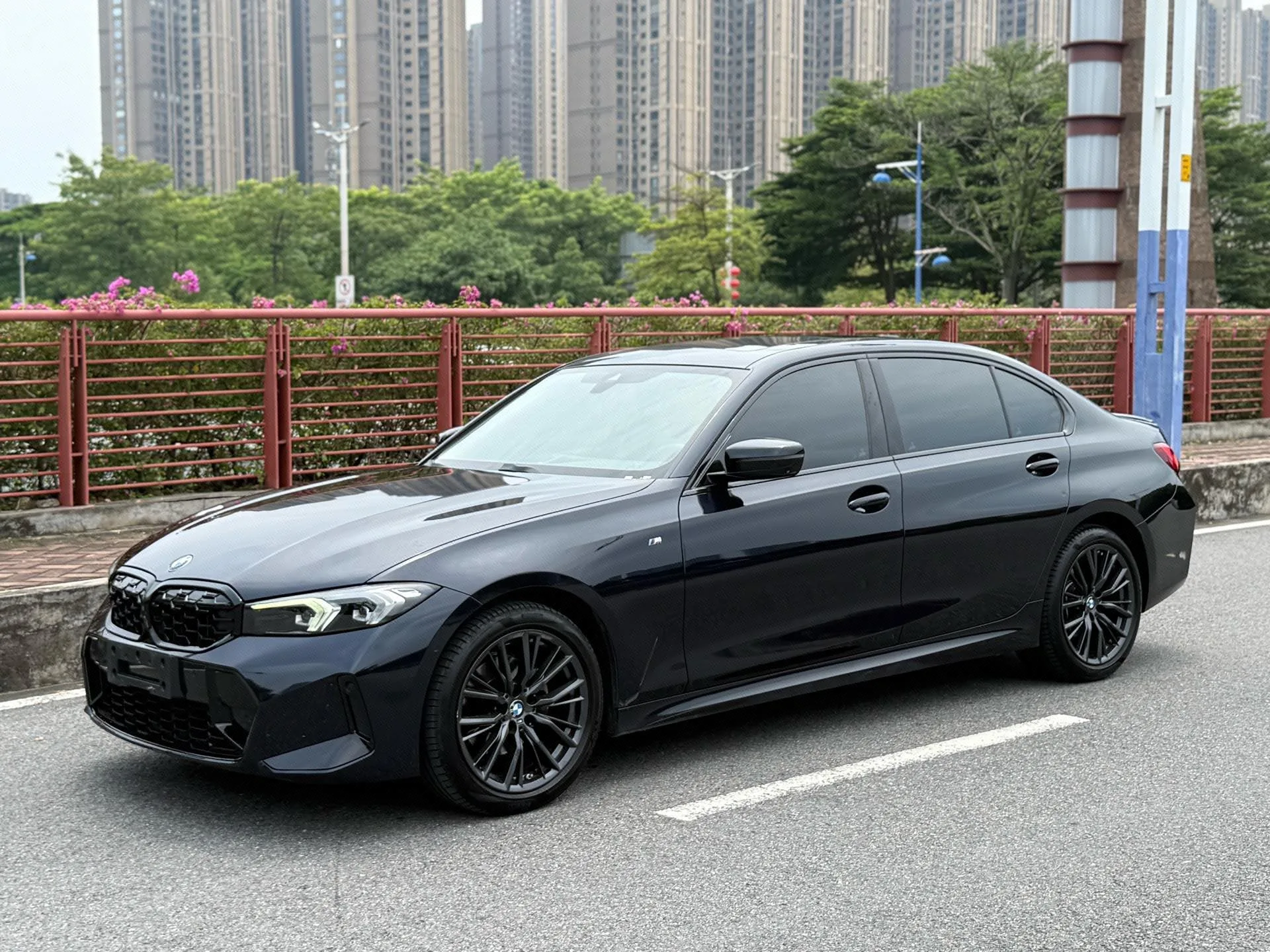 2023 BMW 3 Series 325Li M Sport Shadow Edition