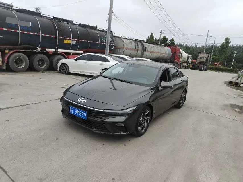 Hyundai Elantra 2023 1.5L CVT TOP Flagship Edition