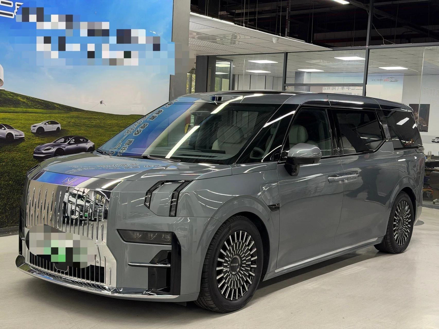 Zeekr 2024 Zeekr 009 Six-Seater Executive Edition AWD 108kWh Automatic Transmission