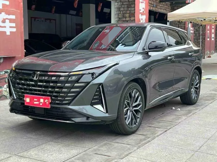 Changan UNI-Z 2025 Model Year 1.5T Luxury Edition