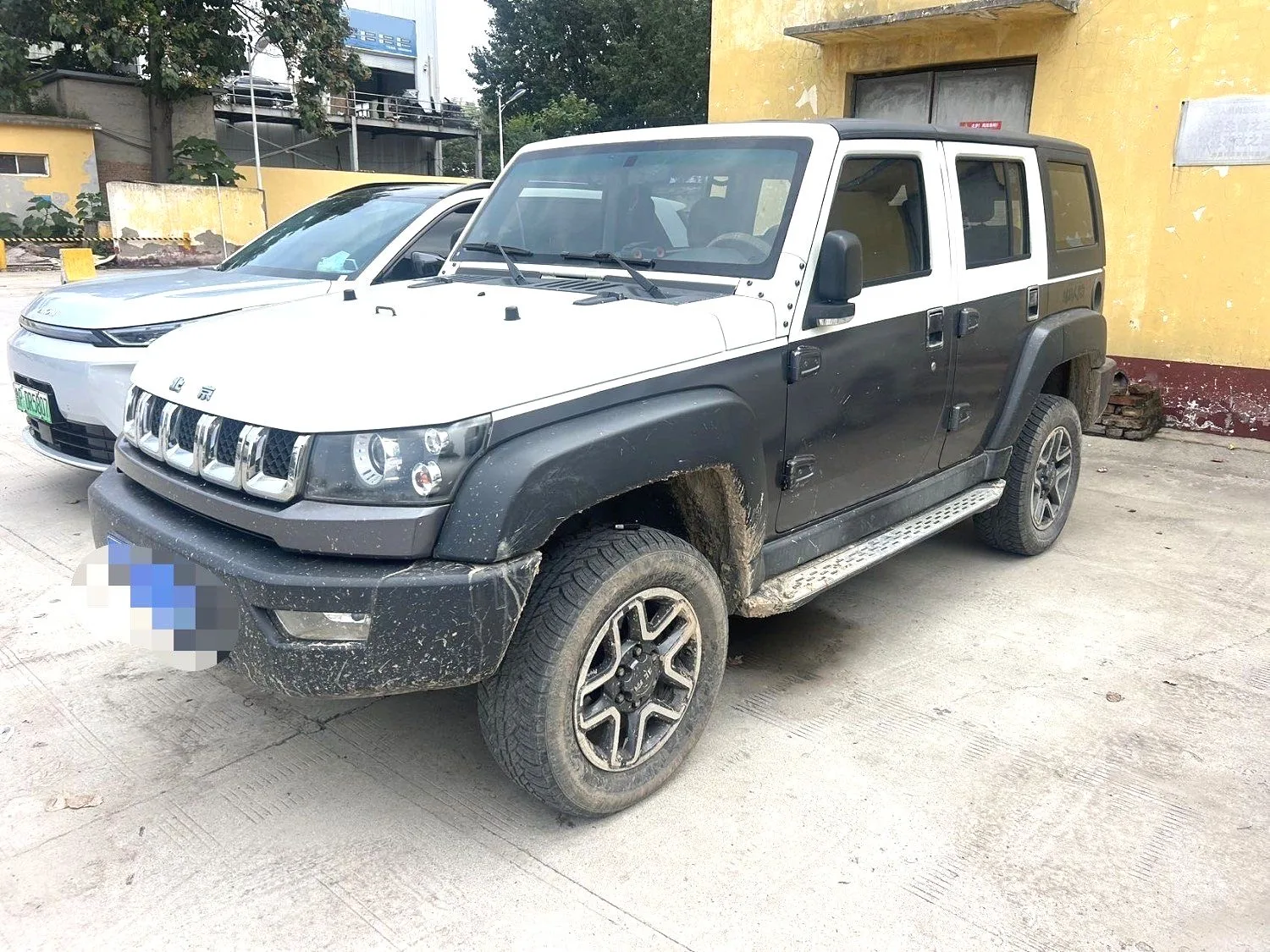 Beijing BJ40 2016 Model Year 40L 2.3T Automatic 4WD Premium Edition