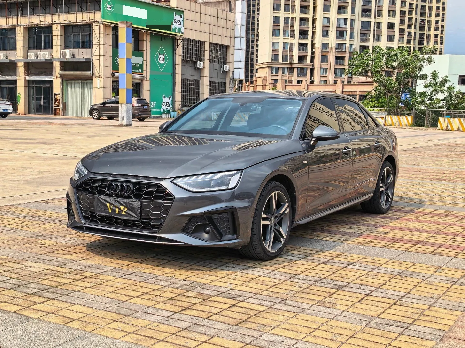 Audi A4L 2020 40 TFSI Luxury Dynamic