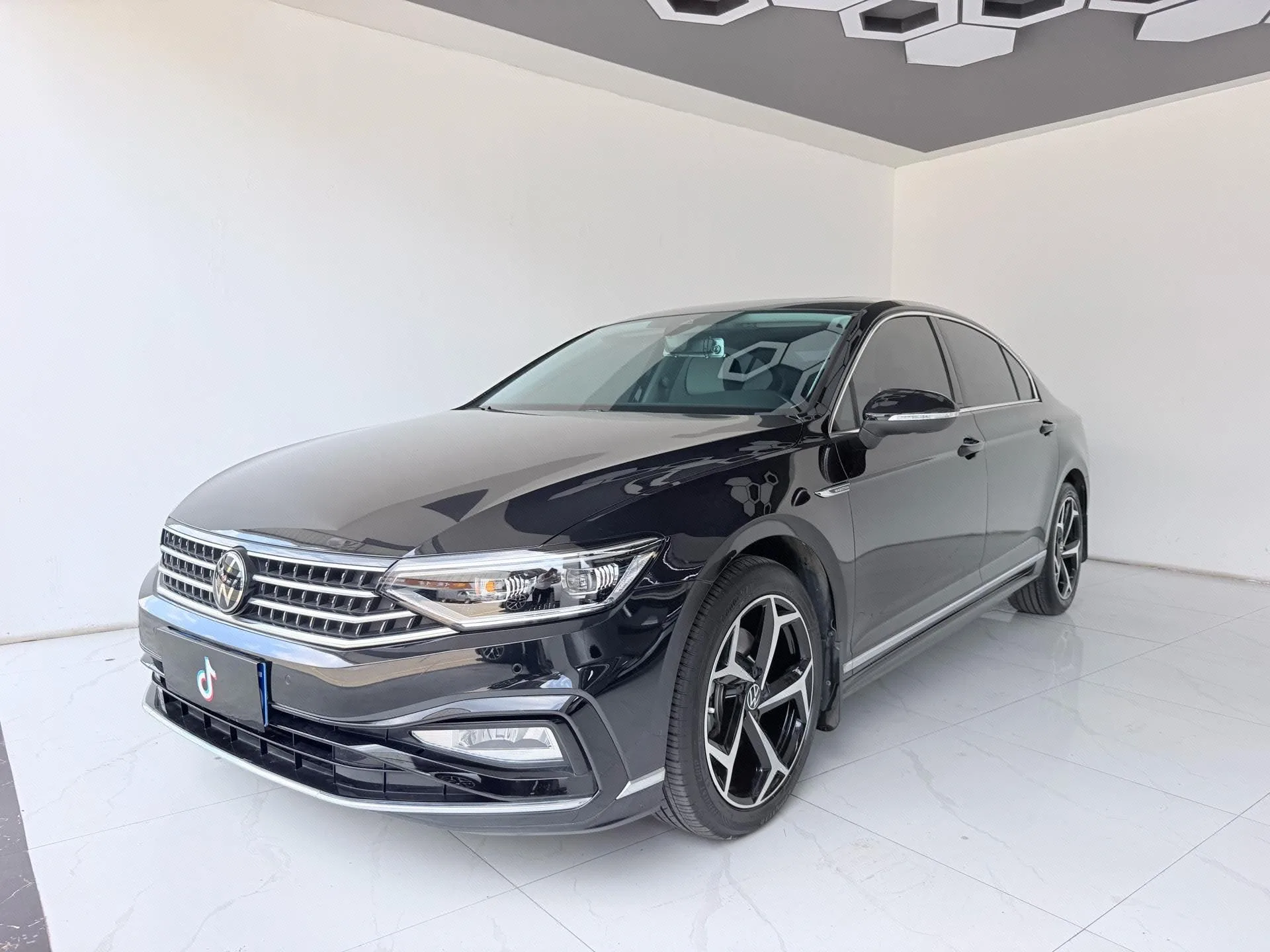 2022 Volkswagen Passat 330TSI DSG Basic Model