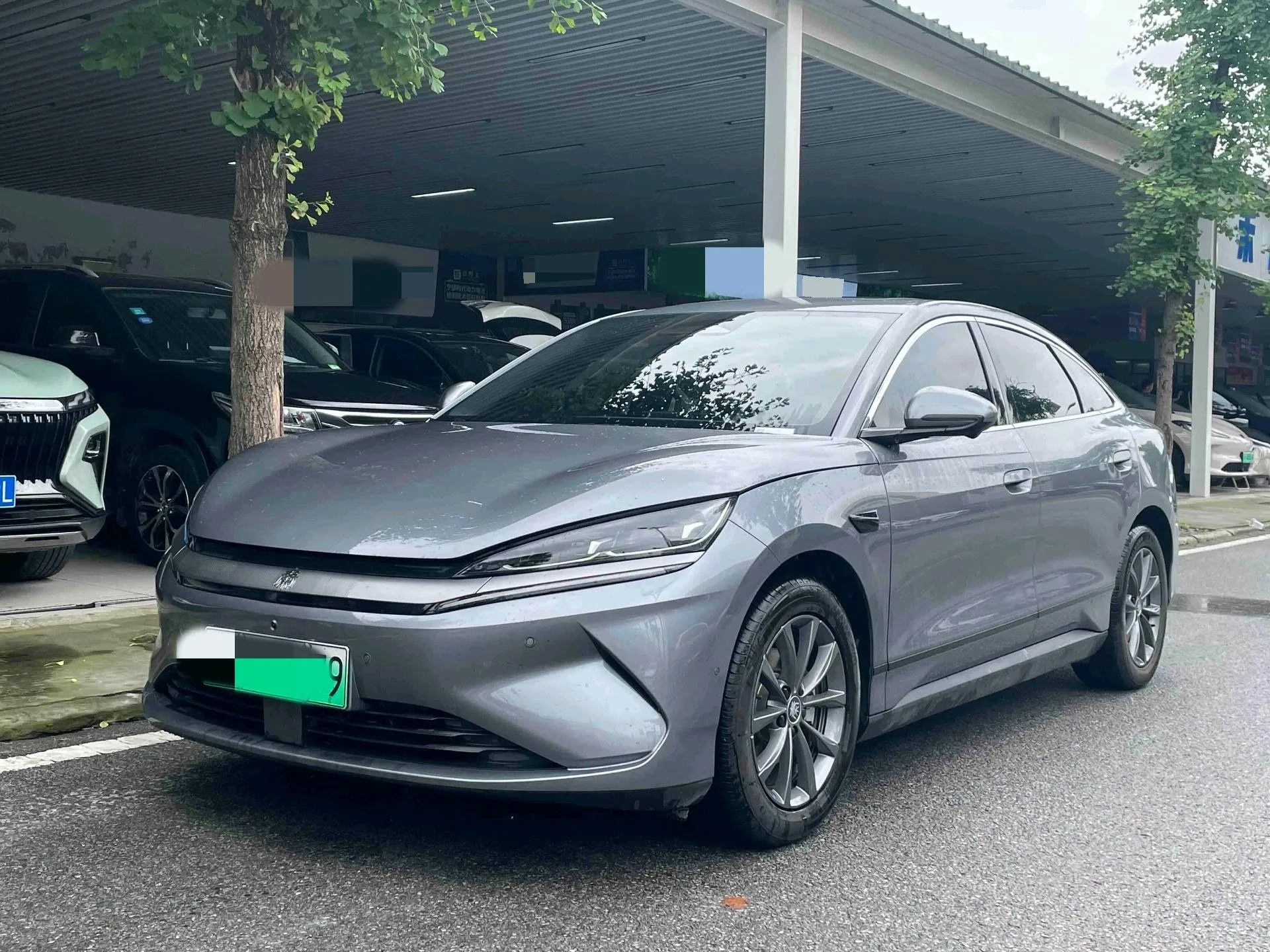 BYD 2025 Qin L EV 470KM Leading Edition Automatic