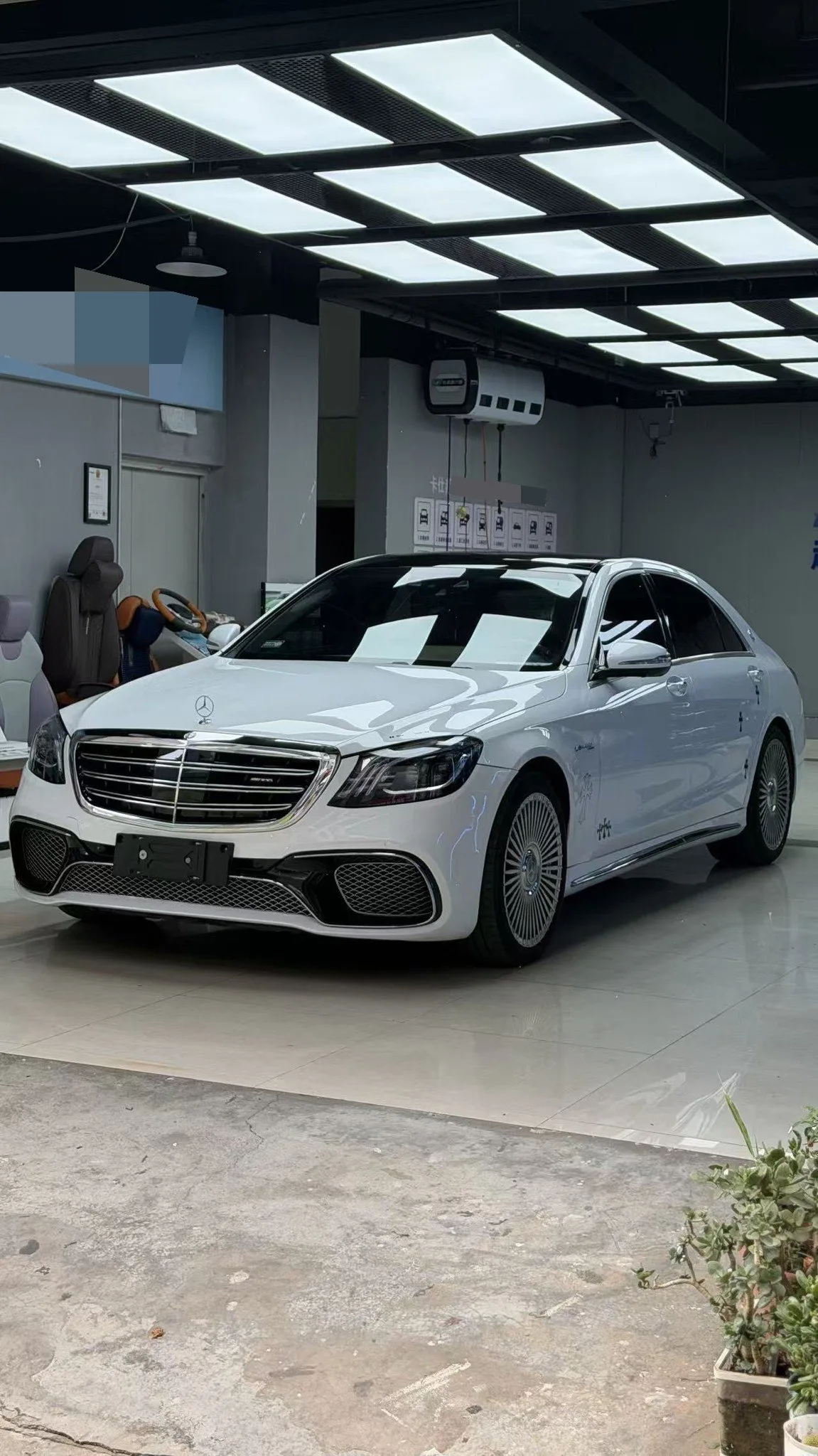 2014 Mercedes-Benz S-Class AMG S 63 L 4MATIC