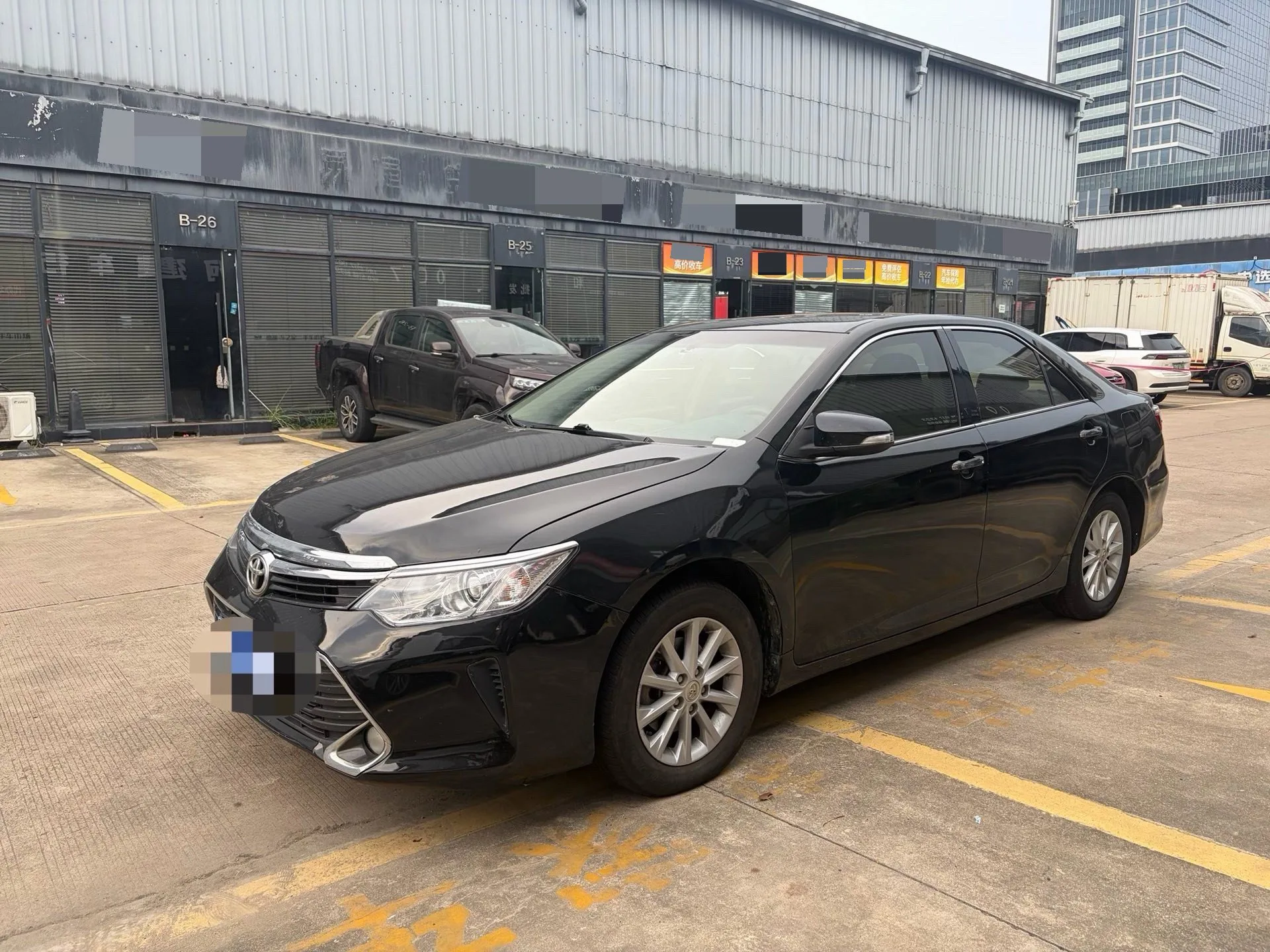 Camry 2016 2.0E 10th Anniversary Elite Edition