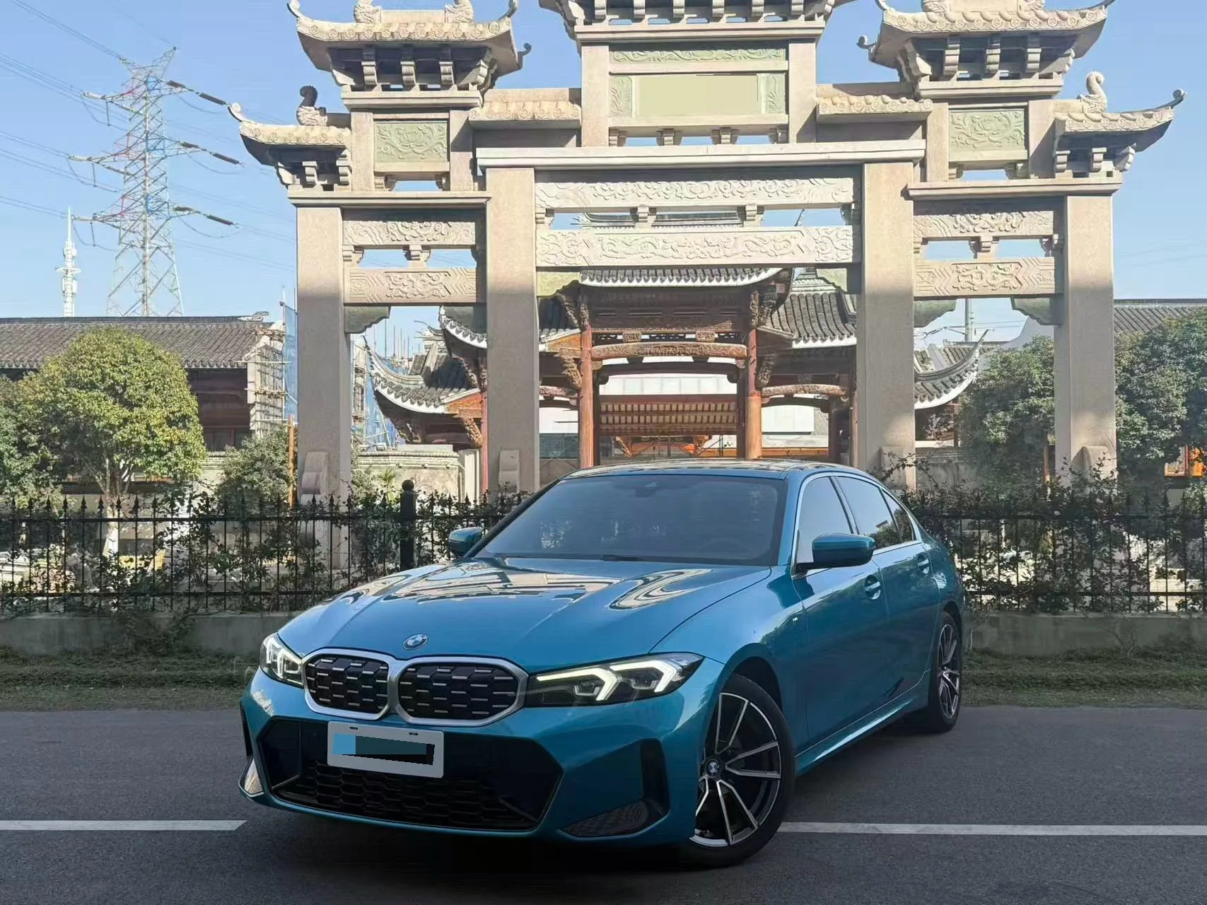 2023 BMW 3 Series 325Li M Sport Package