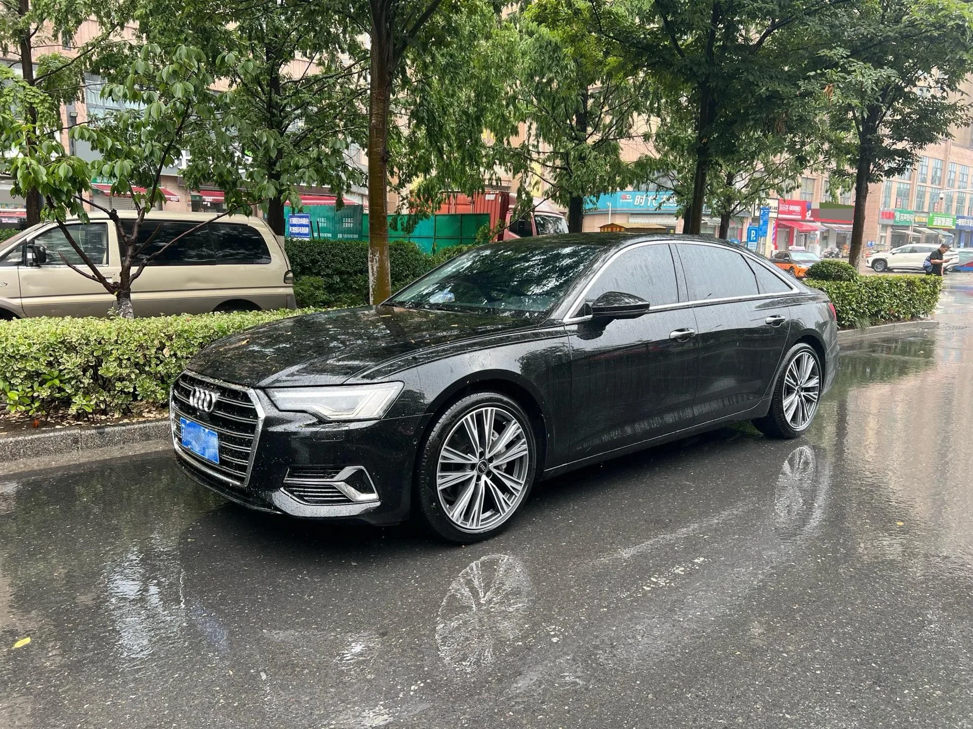 Audi 2023 A6L 2.0TFSI 45TFSI Premium Elegance (Facelift) Automatic Transmission