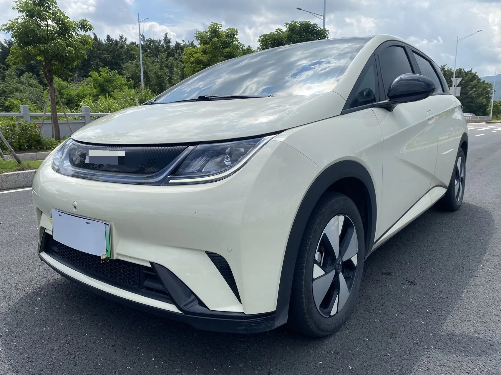 BYD 2023 Dolphin 420km Fashion Edition Automatic