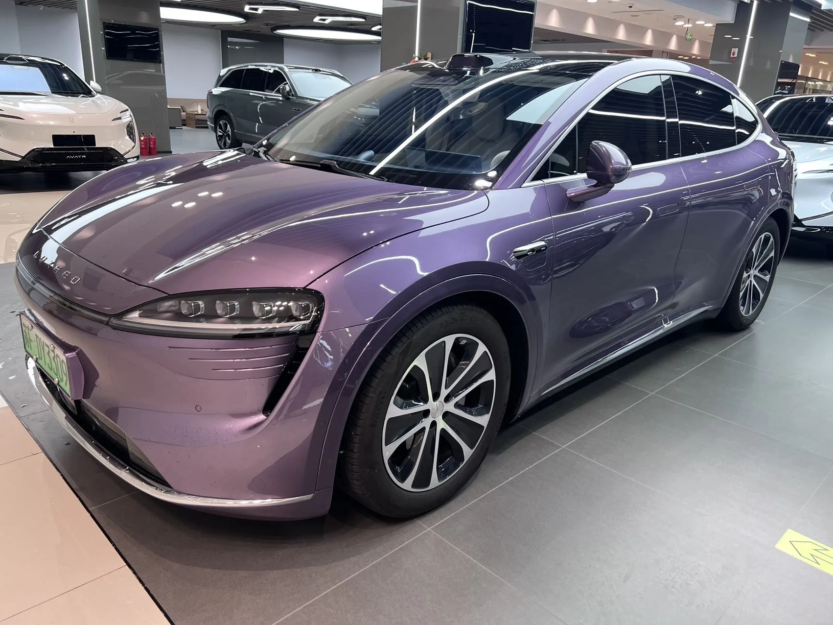 2024 Zhijie R7 802km/h Max Automatic