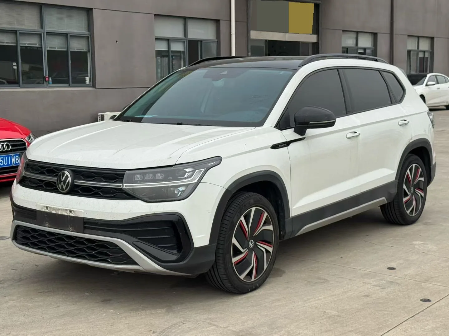 Volkswagen 2023 Tharu 1.5TSI 300TSI 2WD Full Moon Edition Automatic