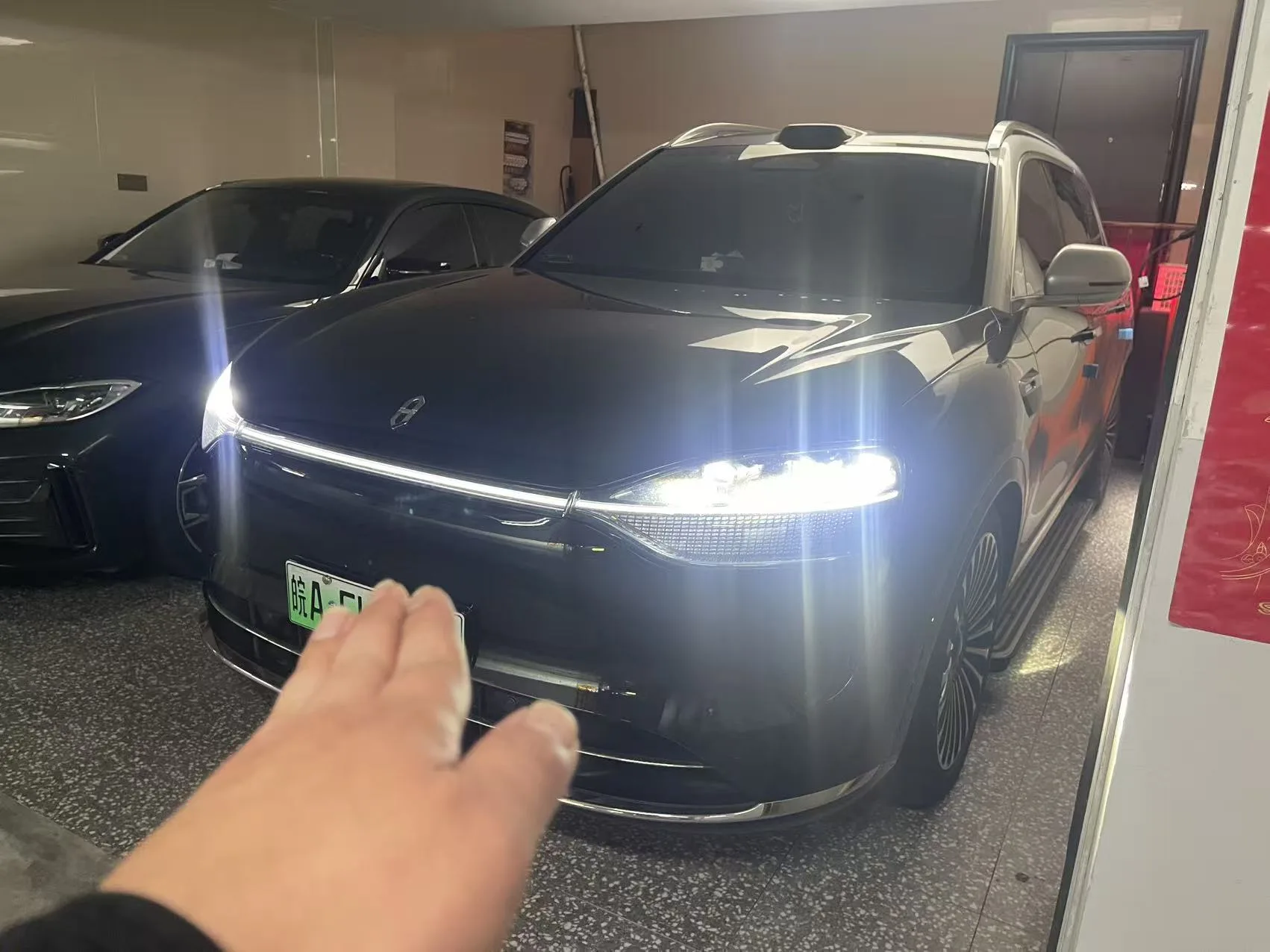 AITO 2025 M9 Range Extended Max Edition 52kWh 6-Seater Automatic