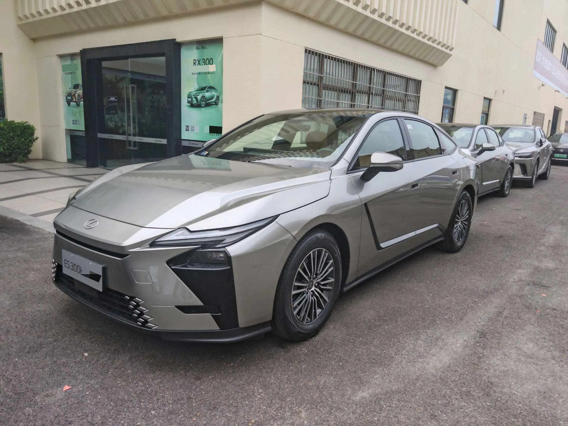 Lexus ES (Imported) 2026 Model Year ES300h 2.0L CVT Automatic Transmission