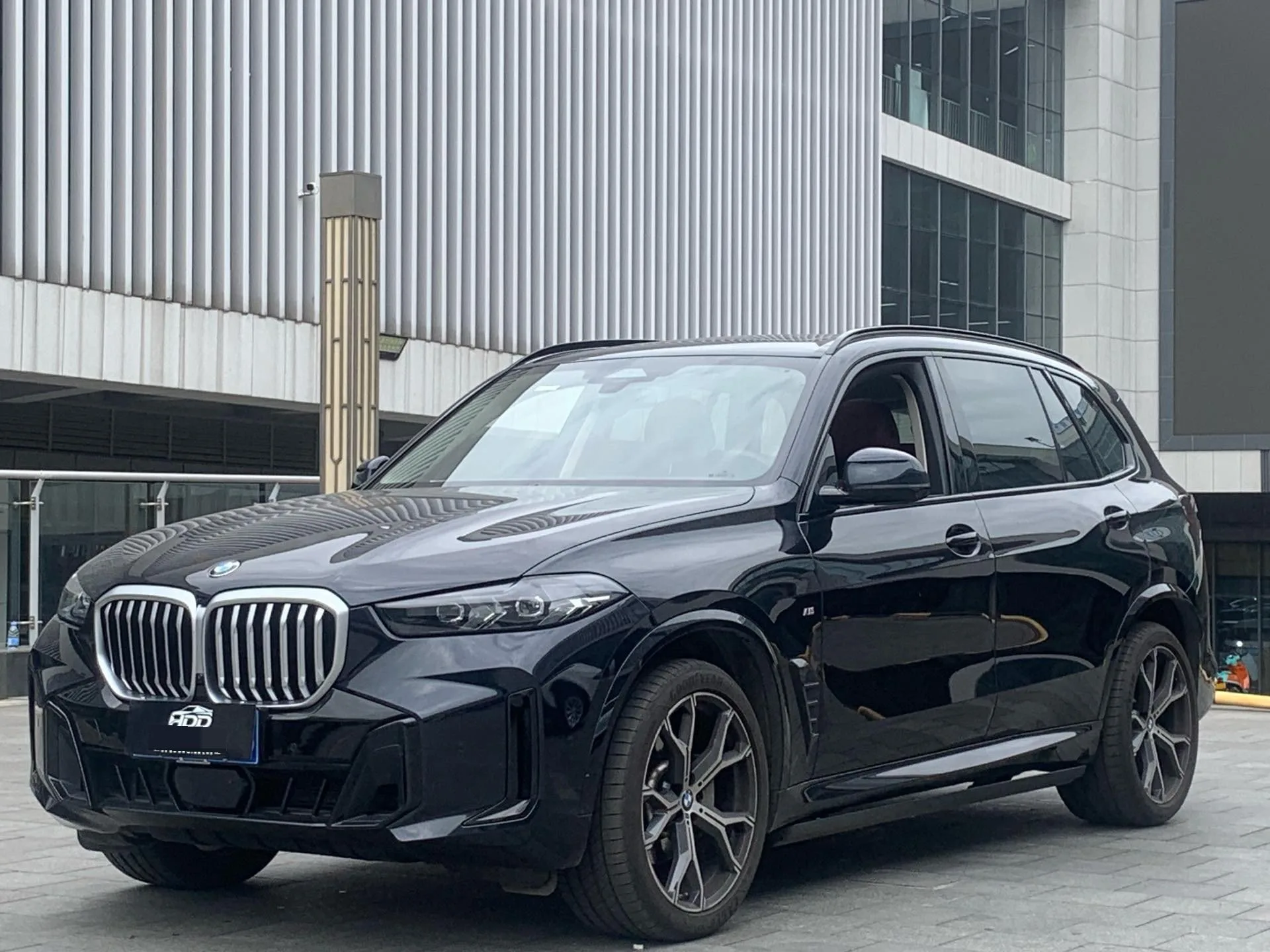 2025 BMW X5 xDrive30Li 48V 2.0T M Sport Shadow Edition Automatic
