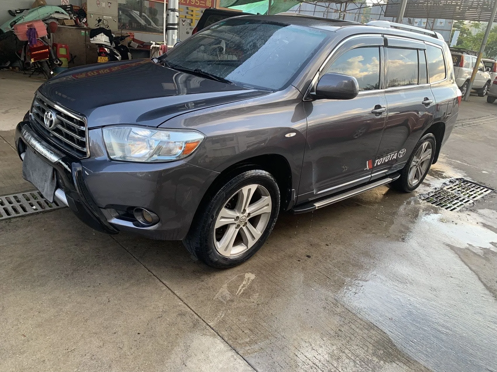 Highlander 2009 2.7L 2WD 7-seater Luxury Edition