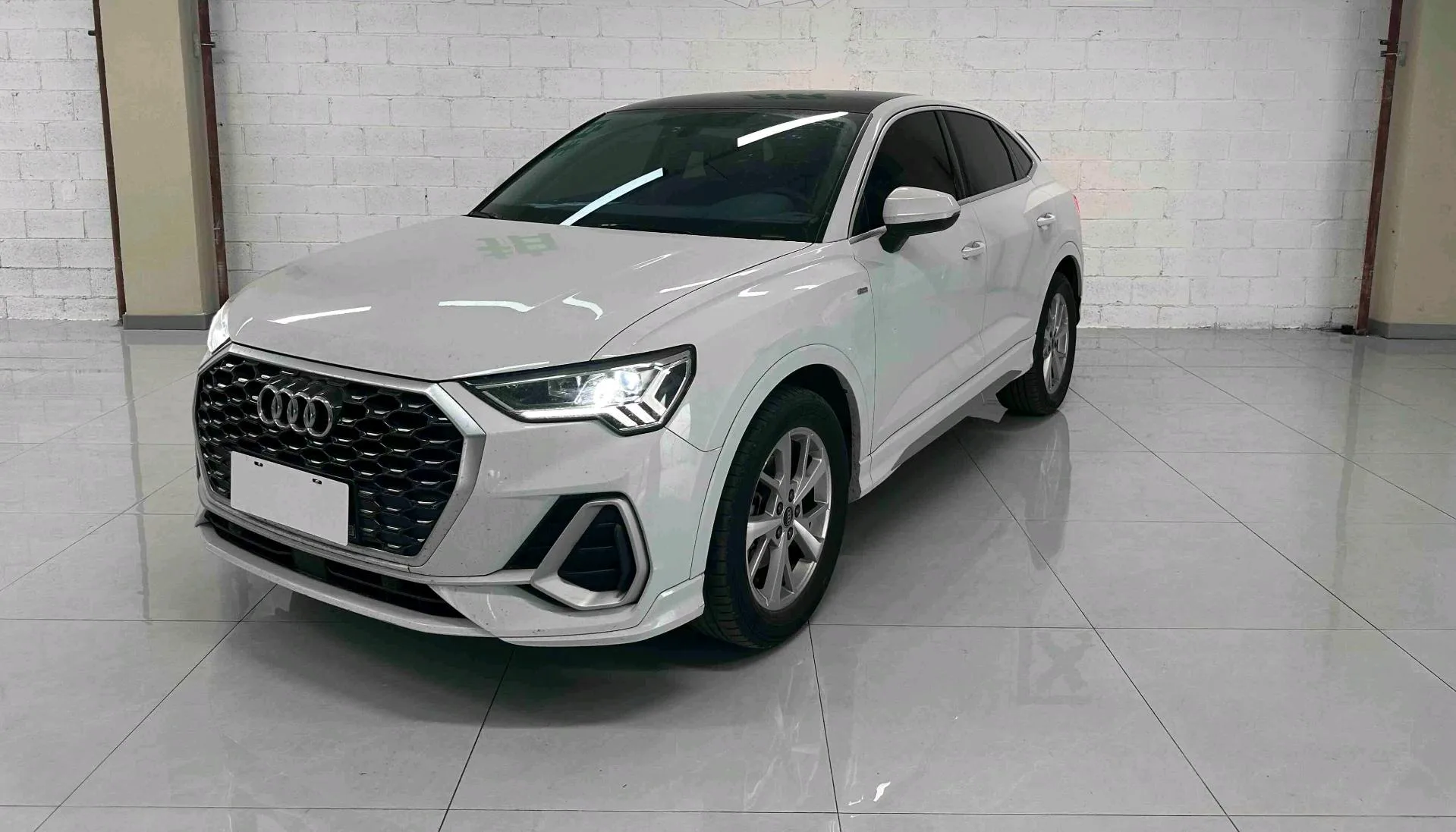 Audi Q3 2022 35 TFSI Fashion Dynamic Edition