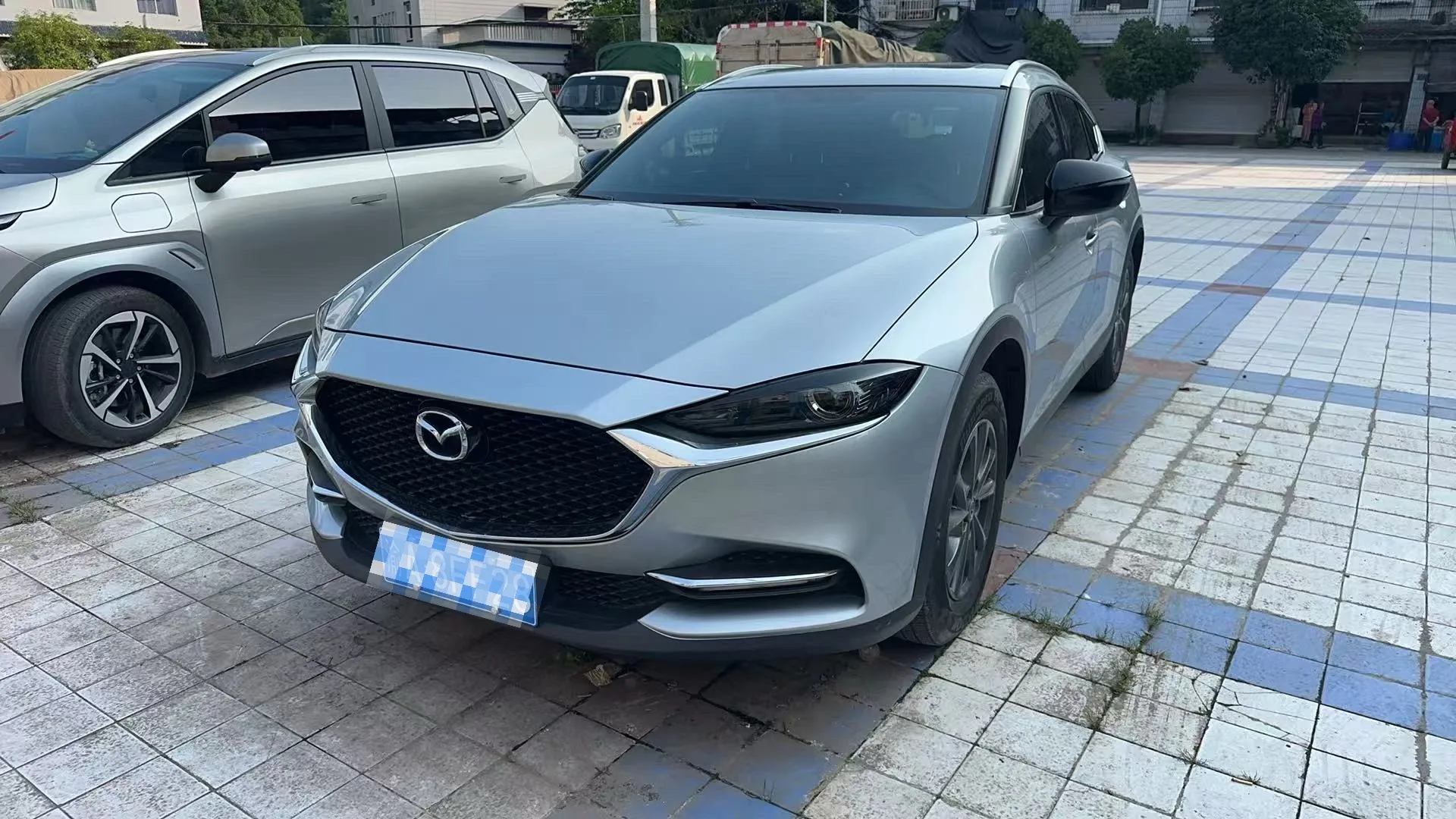 Mazda CX-4 2020 2.0L Automatic 2WD Blue Sky Premium Edition