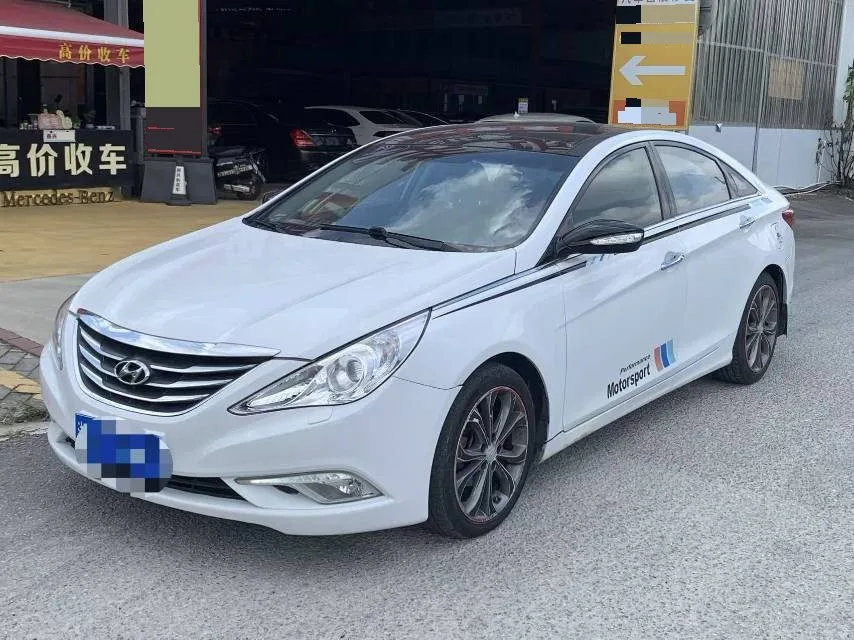 2013 Sonata 2.4L Automatic Luxury Edition (China V)