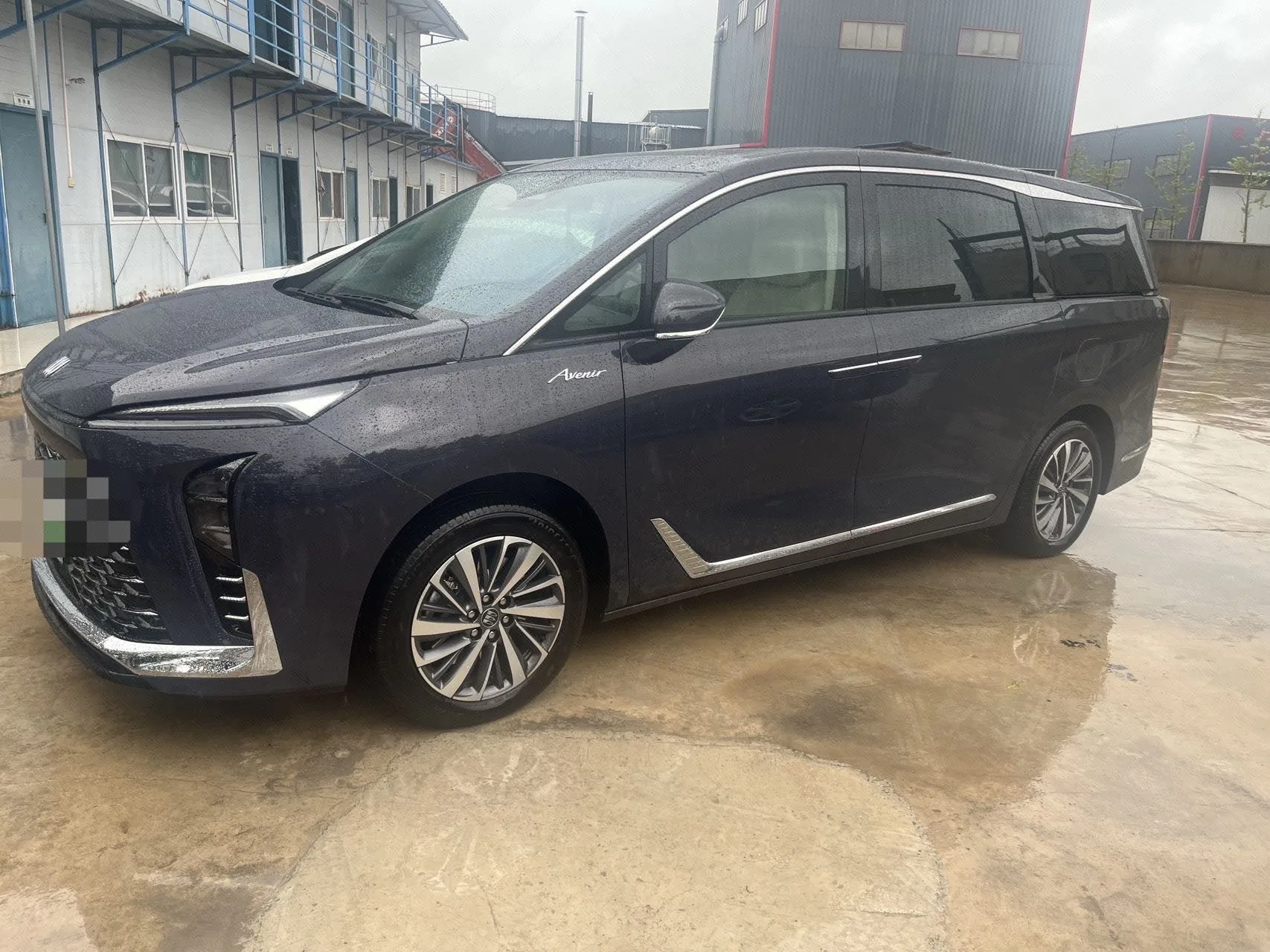 Buick 2026 GL8 Luzun PHEV 1.5T Premium Edition, Automatic Transmission