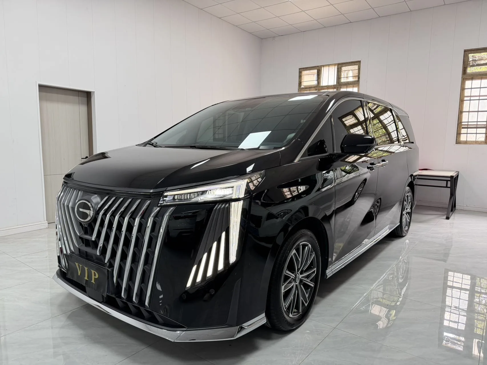 Trumpchi 2024 M8 2.0T 400T Master Series Premium Edition Automatic