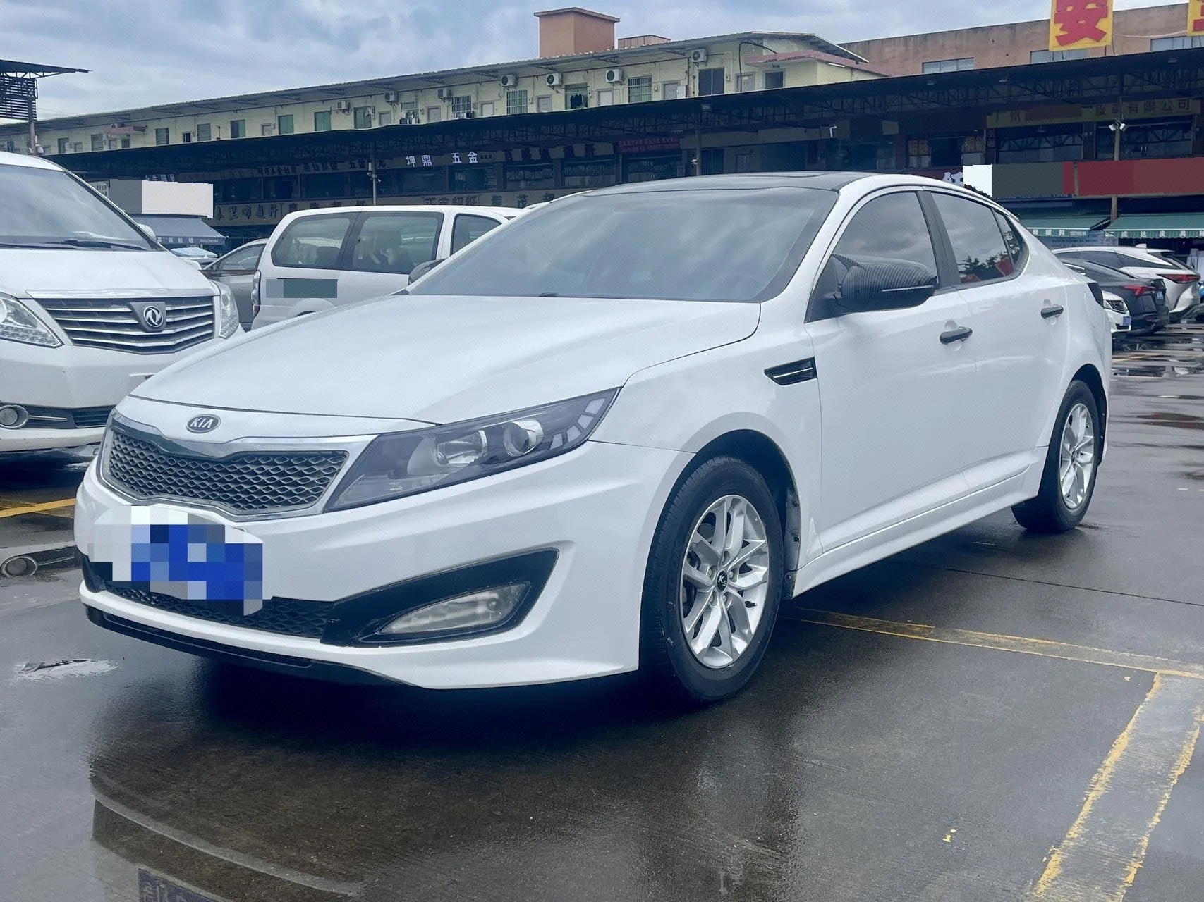 2011 Kia K5 2.0L Automatic GL
