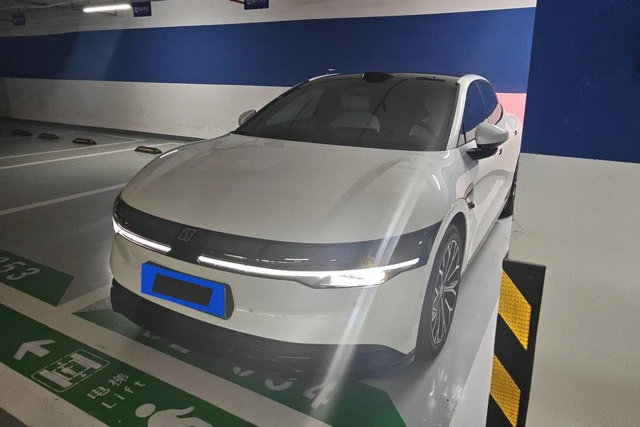 Zeekr 2025 Model Zeekr 007 Rear-Wheel Drive Intelligent Driving Edition 75kWh Automatic Transmission