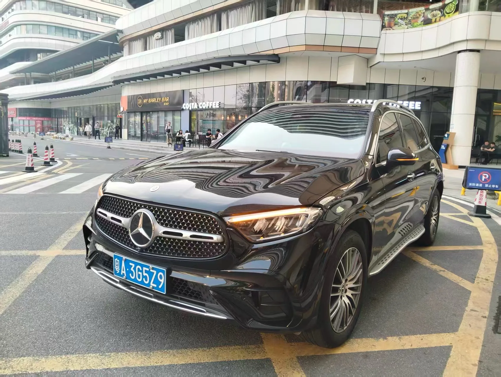 Mercedes-Benz 2024 GLC 300 L 4MATIC 48V 2.0T Dynamic 5-seater (facelift) Automatic