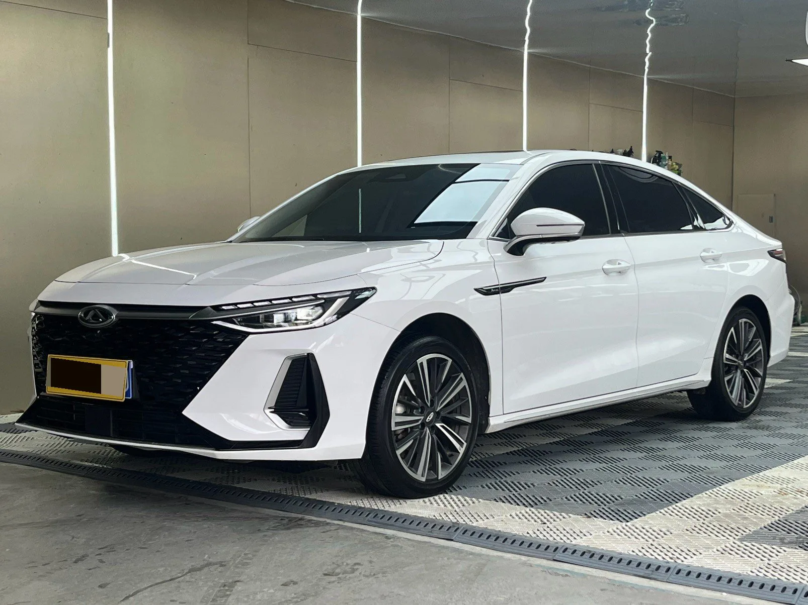 Chery 2025 Arrizo 8 1.6T Rui Automatic