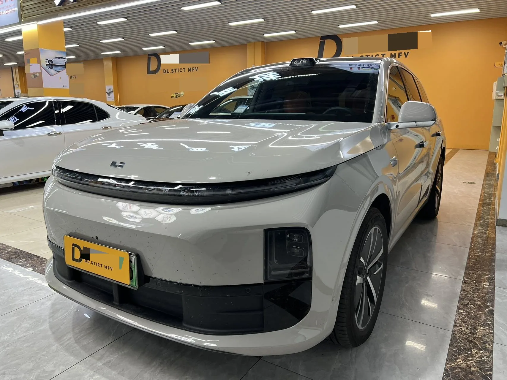 Li Auto 2025 L6 Pro Smart Renewal Edition Automatic