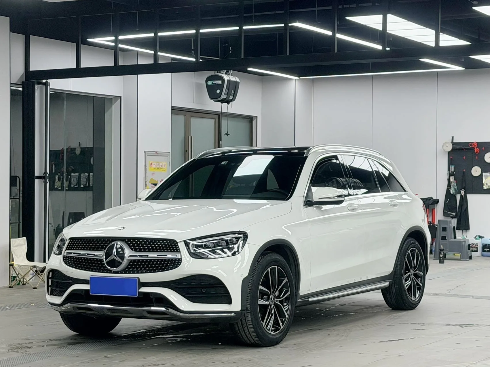 2022 Мерседес-Бенц ГЛК Подтяжка лица: ГЛК 300 L 4MATIC Динамический