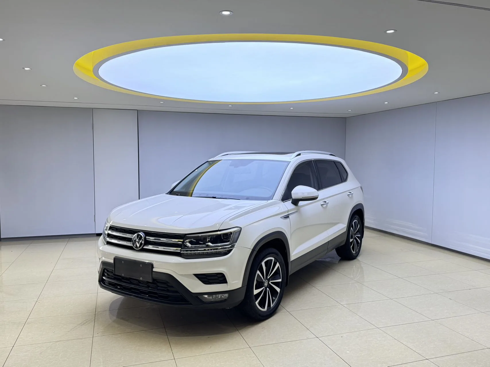 Tharu 2021 280TSI 2WD Luxury Edition