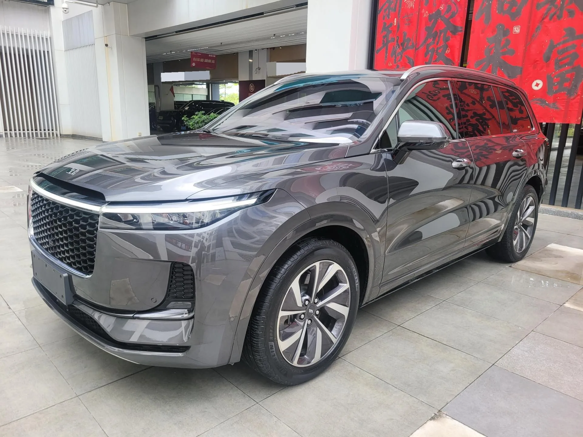 那 汽车 一 2021 扩展 范围 6座 版本
