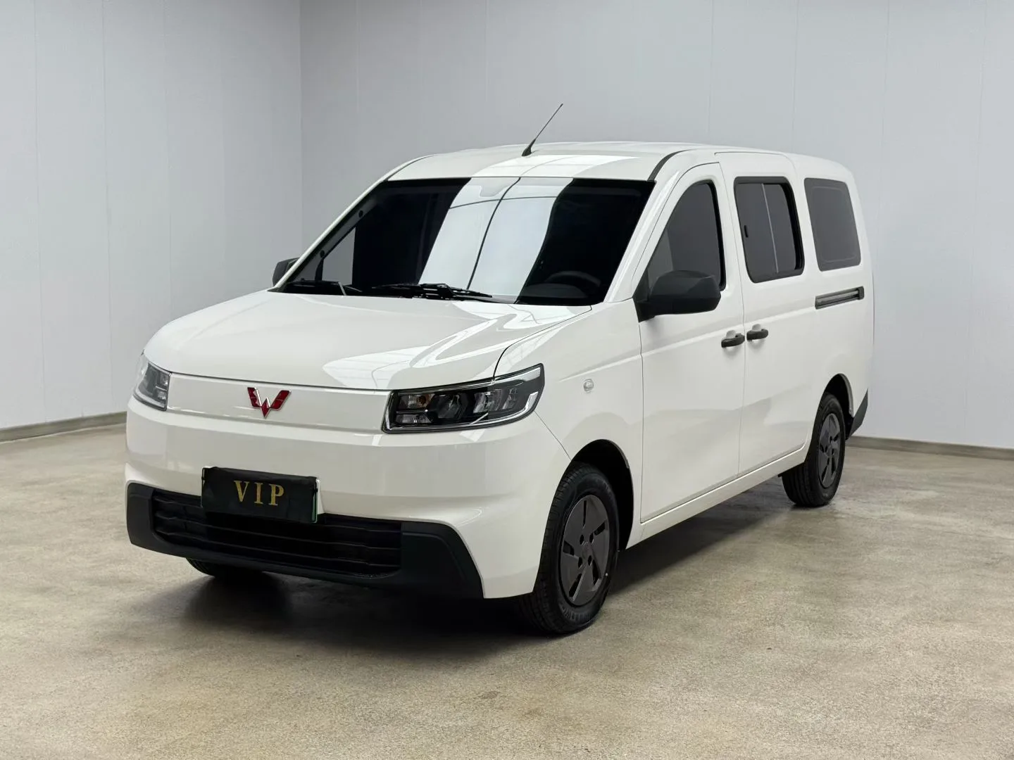 Wuling 2026 Rongguang EV 310km/h Standard Passenger Bus with Automatic Transmission