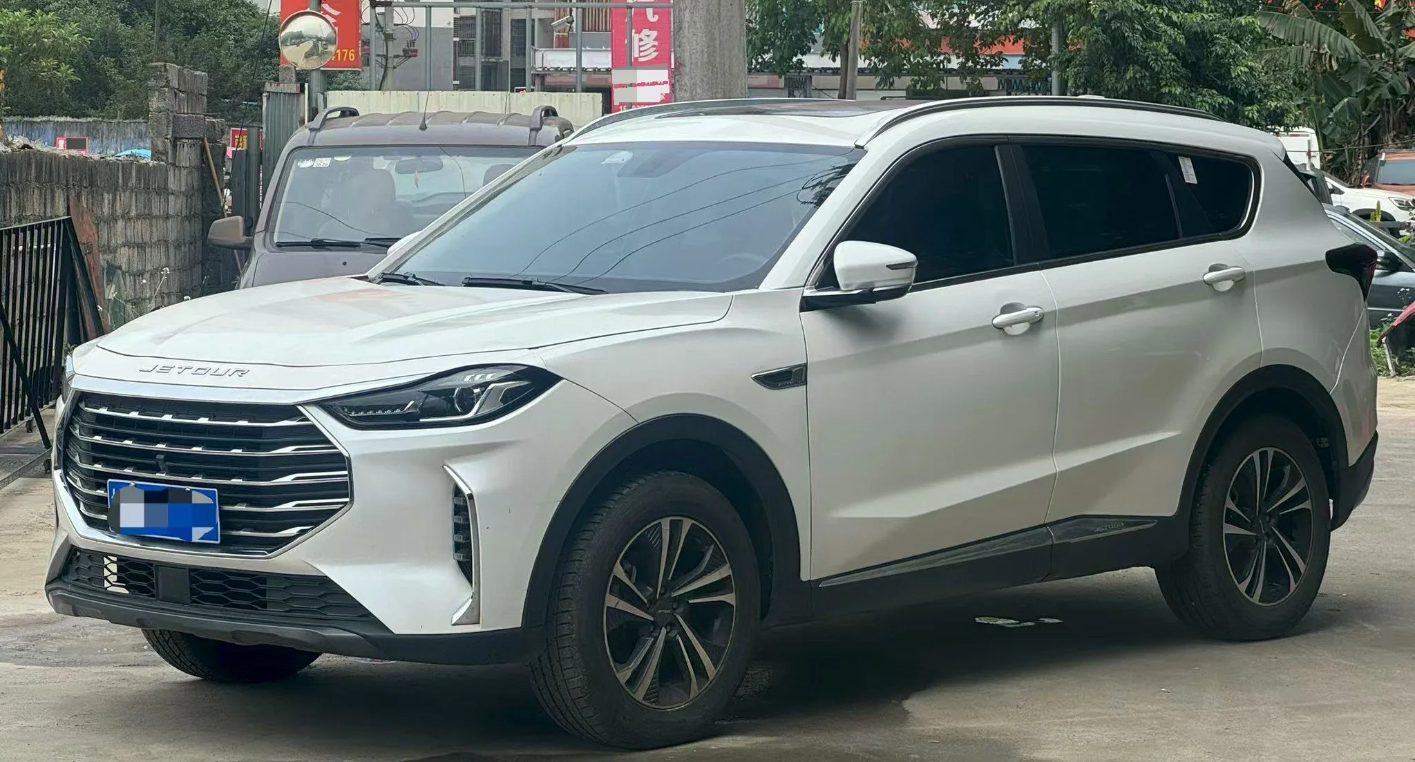 Jietu X70 PLUS 2021 Model Year 1.5T DCT Mountain Edition 7-Seater