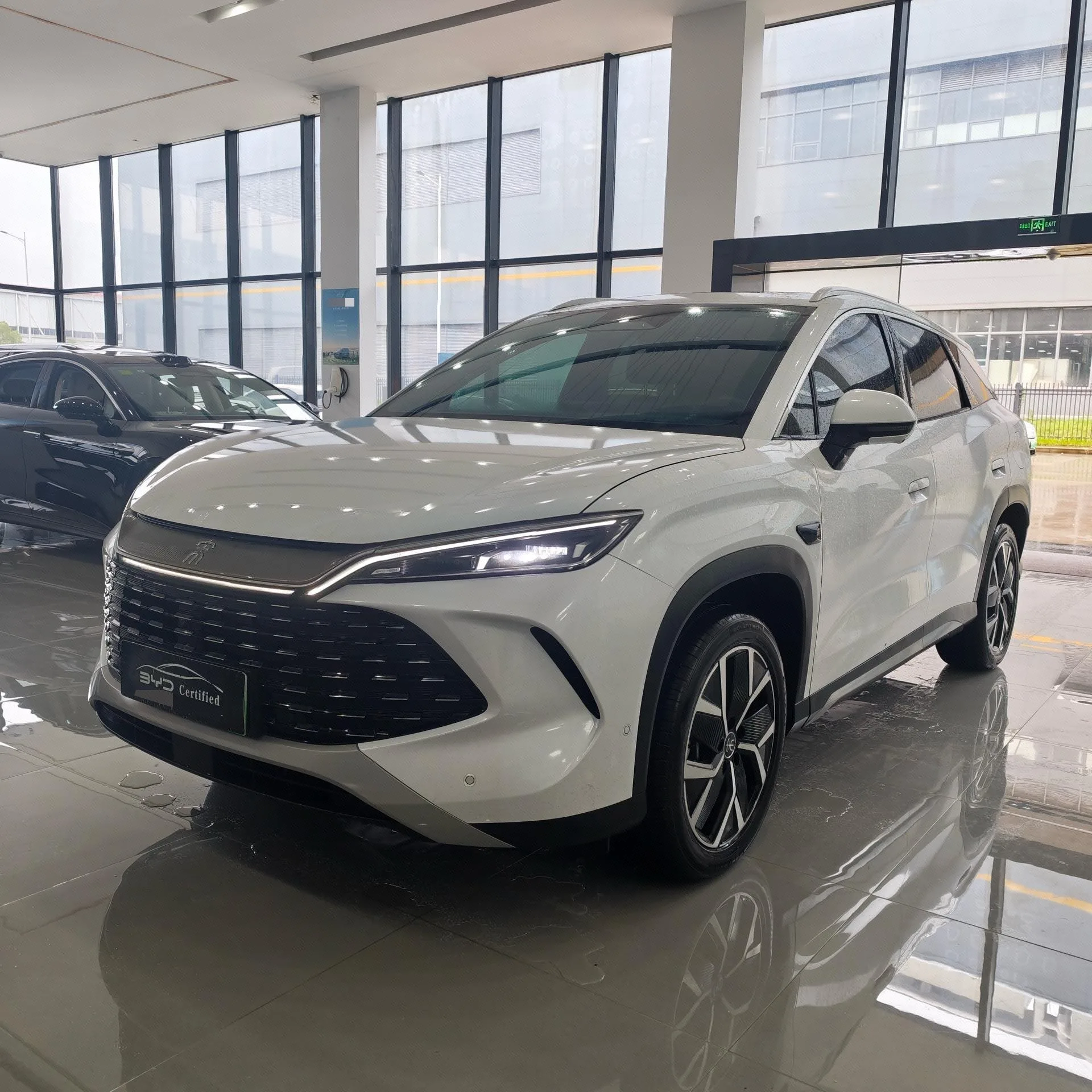BYD 2026 Song L DM-i 1.5 CVT 200KM Super Edition Automatic
