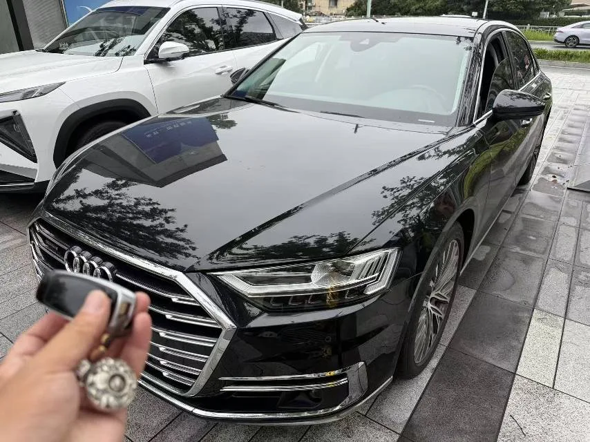 2021 Audi A8 A8L 55 TFSI quattro Luxury