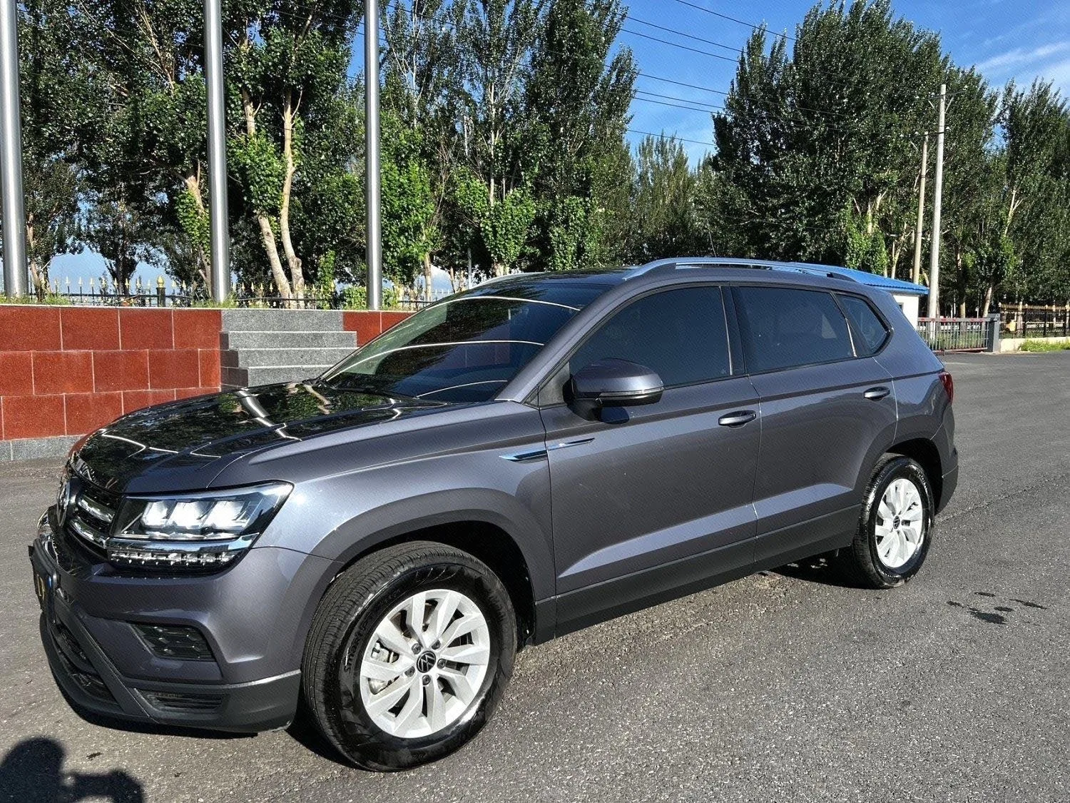 Свежий 2021 280TSI 2WD Роскошь Версия ПЛЮС
