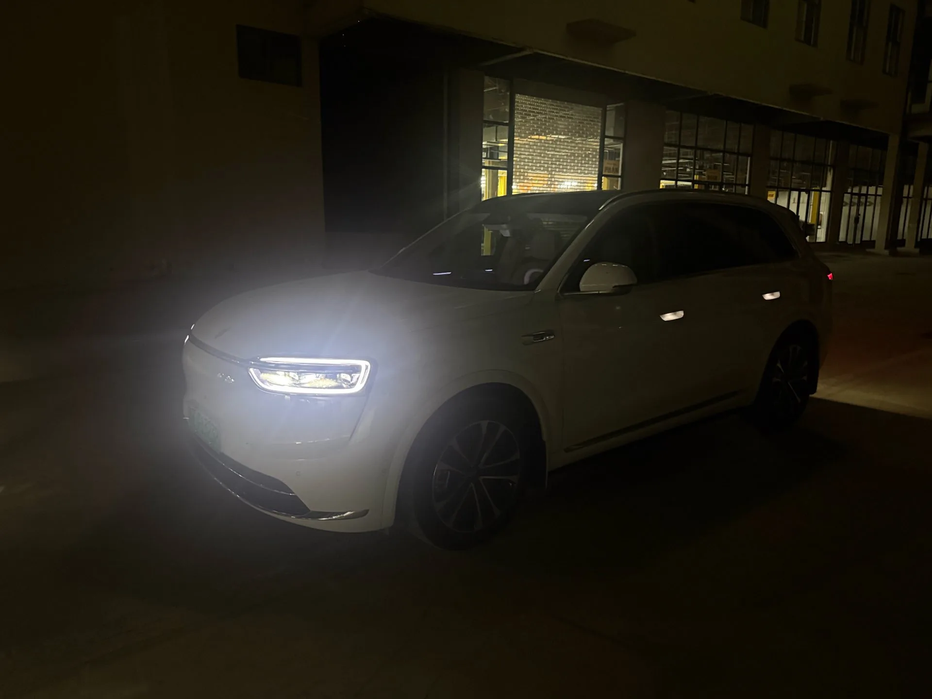 AITO 2026 Wengjie M7 Extended Range Pro+ AWD 5-Seater Automatic