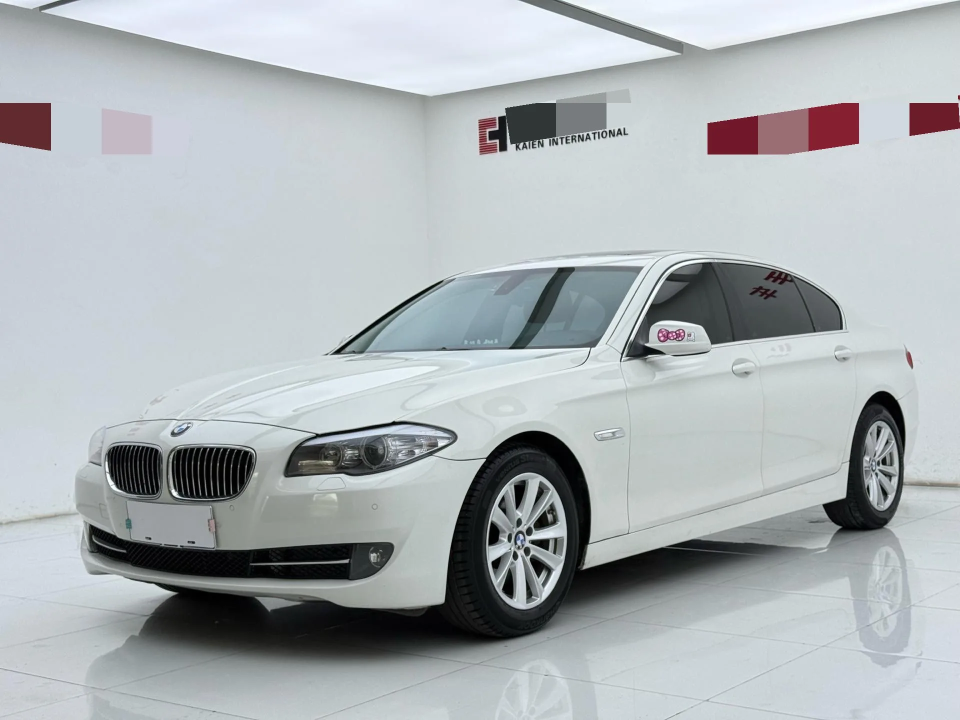 BMW 5 Series 2011 520Li Elegant Edition