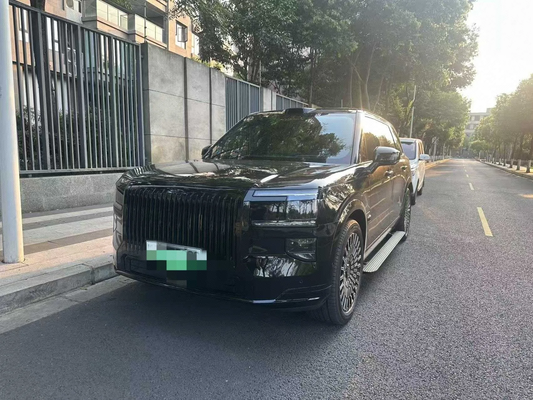 Jike 2025 Model Jike 9X 2.0T Ultra Edition 55kWh Automatic