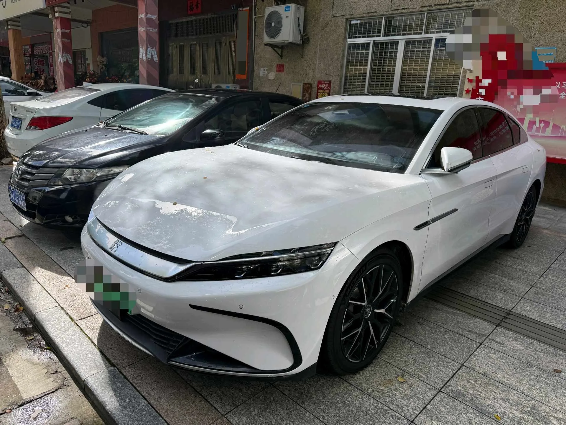 Han 2022 EV Genesis Edition 610KM AWD Premium