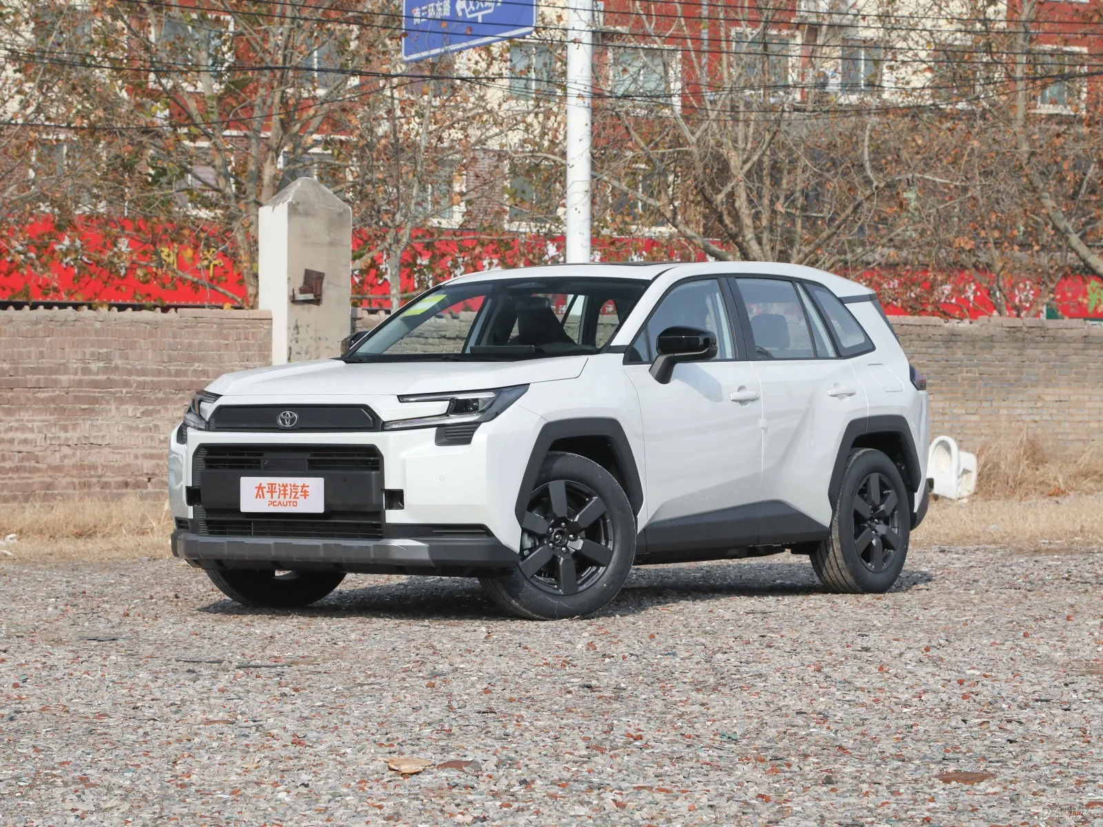FAW Toyota RAV4 Gasoline Deluxe Edition — Modified new car for export from China (listing thumbnail)