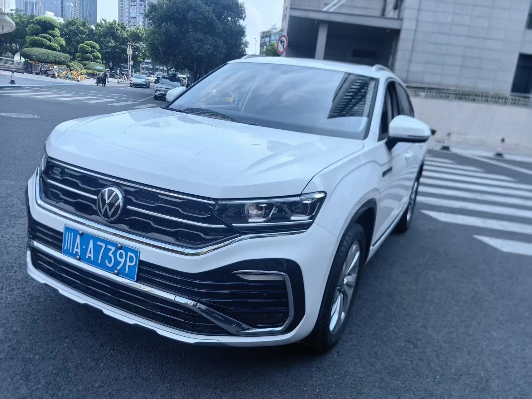 Тигуан 2019 330TSI ПЕРЕДНИЙ Премиум Версия, Национальный В