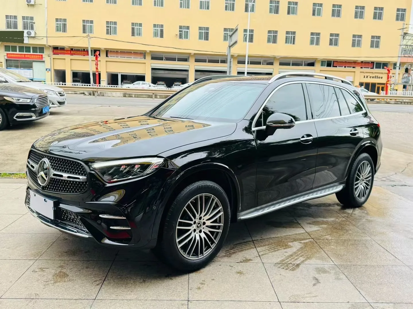 Mercedes-Benz 2024 GLC 300 L 4MATIC 48V 2.0T Dynamic 5-seater (facelift) Automatic