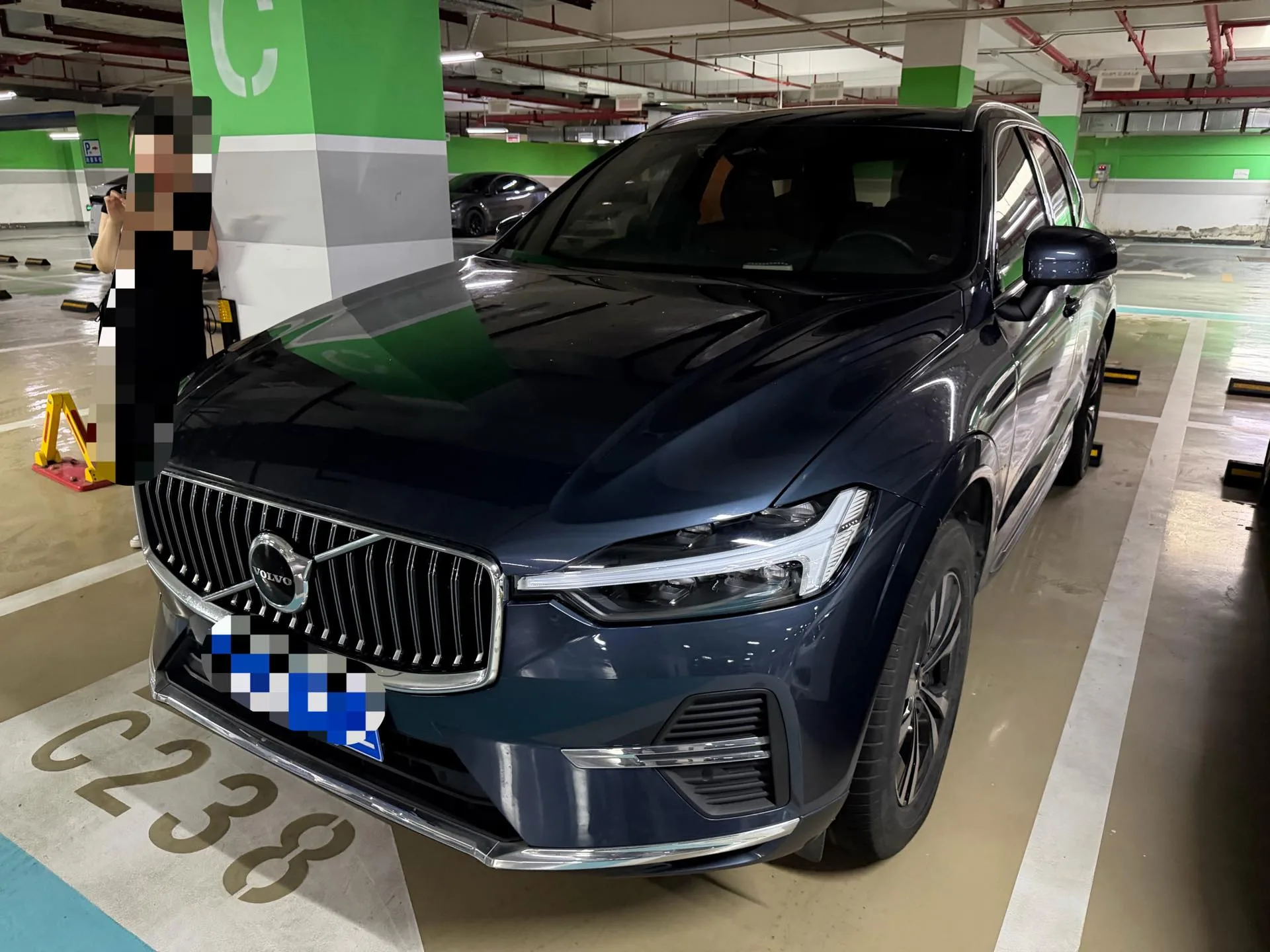 2023 Volvo XC60 B5 AWD Smart Comfort Luxury Edition