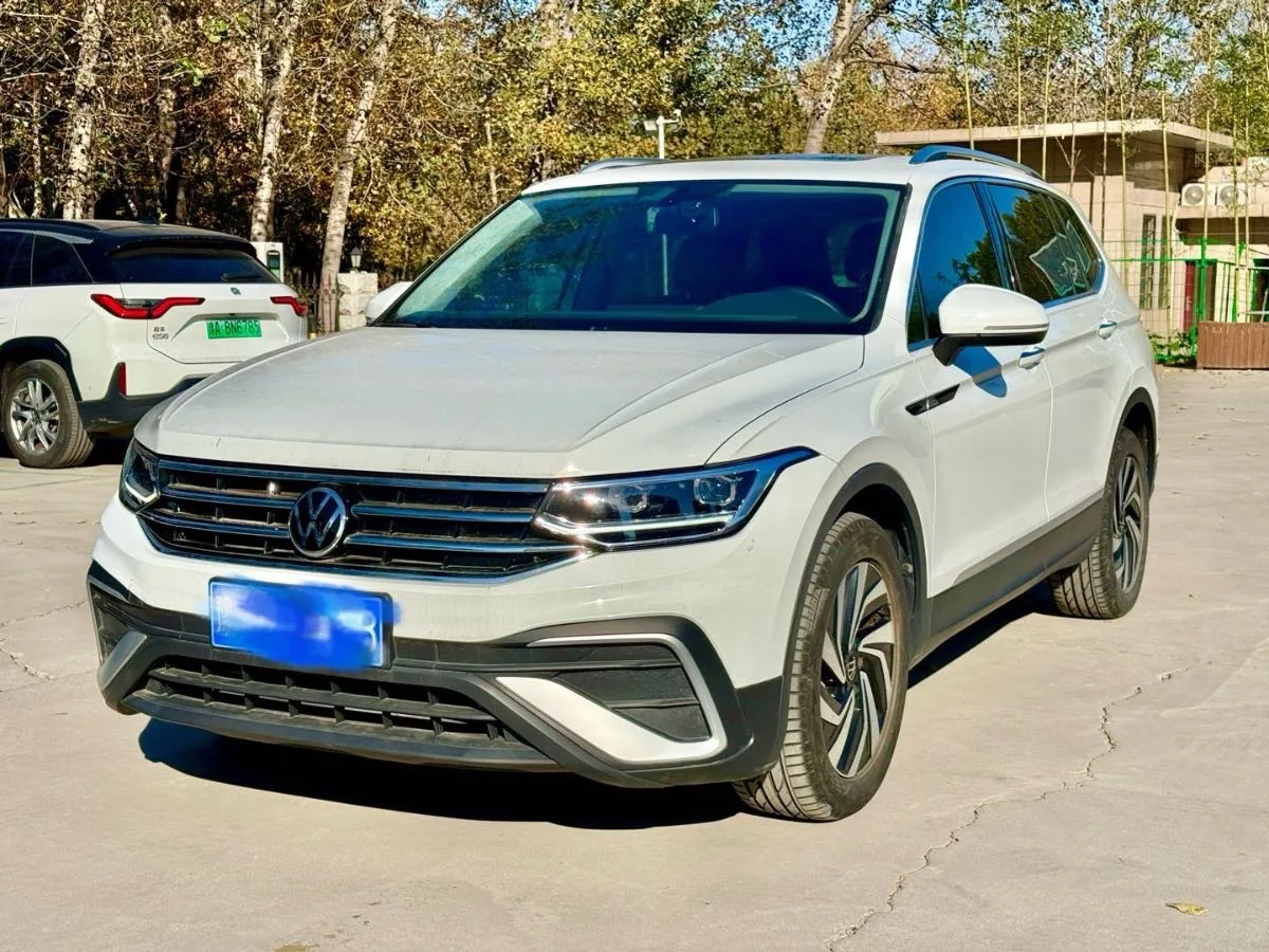 Volkswagen 2023 Tiguan L 1.5 TSI 300 TSI Front-Wheel Drive Smart Edition Automatic