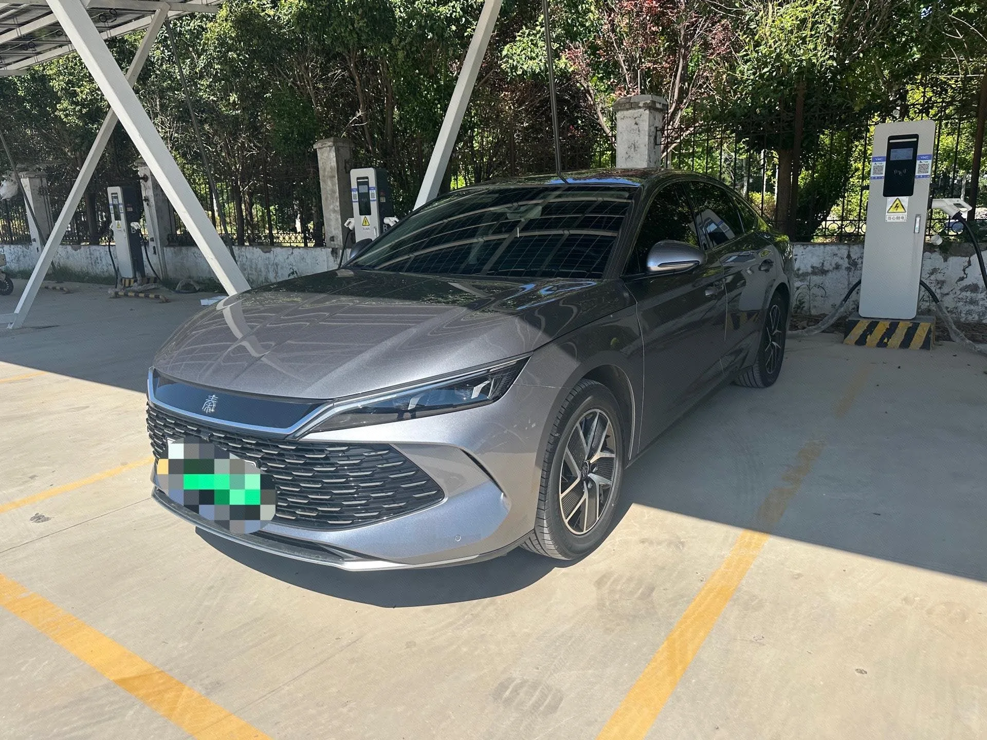 BYD 2025 Qin L DM-i 1.5 CVT Intelligent Driving Edition 120KM Leading Model, Automatic Transmission